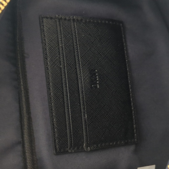 DKNY Fanny Pack - Picture 3 of 6